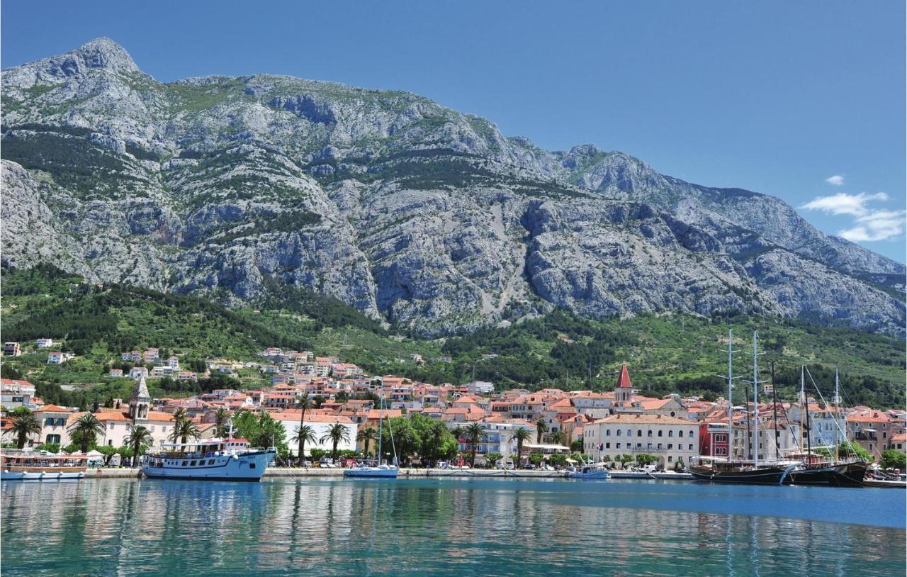 Beautiful Home In Makarska With Kitchen Exterior photo